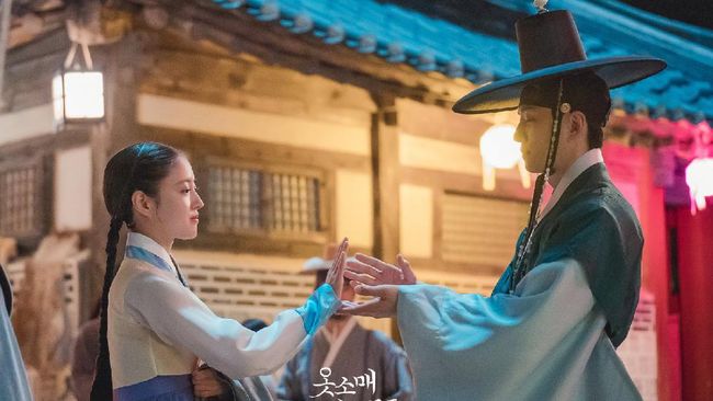 Drama Korea The Red Sleeve menambah satu episode baru dari yang disiapkan karena mendapatkan sambutan hangat penonton.