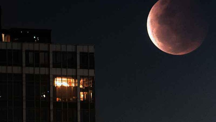 5 Tempat di Jakarta Ini Wajib Dikunjungi Jika Ingin Menyaksikan Indahnya Gerhana Bulan