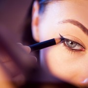 BeauPicks: 7 Rekomendasi Eyeliner Lokal di Bawah Rp100 Ribu, Yuk Cobain!