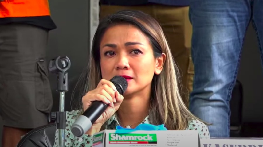 Nirina Zubir di jumpa pers kasus mafia tanah
