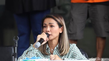 img-title Klarifikasi TV ONE Usai Dituding Jebak Nirina Zubir Saat Wawancara