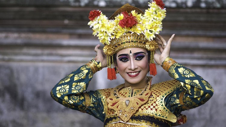 Pakaian Adat Bali