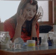 Punya Kulit Sensitif dan Banyak Kemerahan? Coba 3 Skincare Ini yang Aman Dicoba!