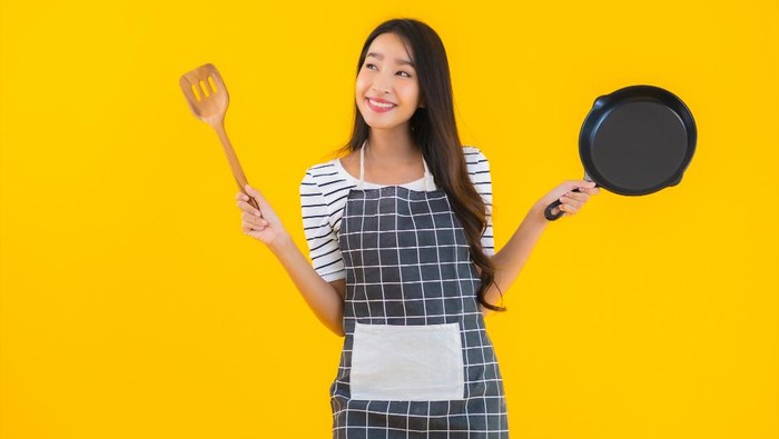 Harga Minyak Goreng Naik? 4 Teknik Memasak Ini Bisa Diterapkan agar Lebih Hemat dan Sehat Harga Minyak Goreng Naik? 4 Teknik Memasak Ini Bisa Diterapkan agar Lebih Hemat dan Sehat