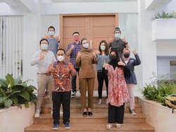 Luna Maya Ngaku Jadi Bu RT, Auto Banyak yang Pindah ke Kemang