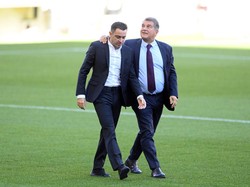Joan Laporta Ikut Campur Pilih Susunan Pemain Barcelona?