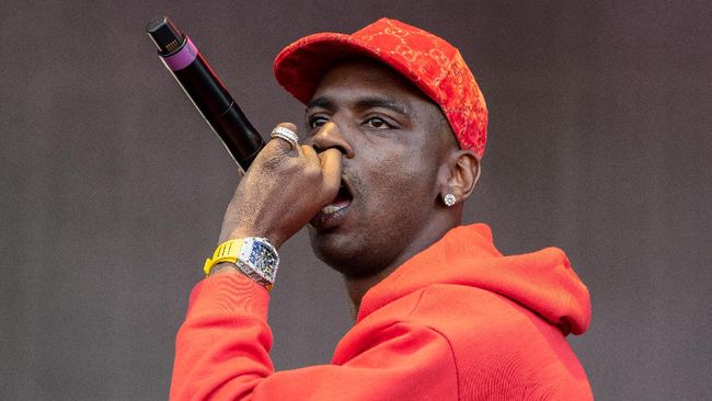 Rapper Young Dolph meninggal dunia pada usia 36 tahun akibat ditembak di Memphis, Tennessee, pada Rabu (17/11) waktu Amerika Serikat.