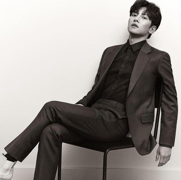 Pesona Aktor Korea Mendunia, 7 Aktor Korea Ini Pernah Menjadi Ambassador untuk Brand Luxury!
