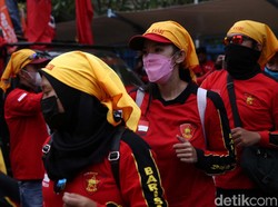 Balada Buruh Tolak UMP DKI, Sebut Anies Biang Kerok