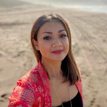 Nirina Zubir Bantah Tudingan Nikmati Uang Hasil Jual Tanah dan Ungkap Bukti