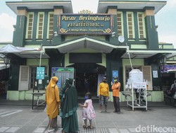 10 Kuliner di Pasar Beringharjo yang Legendaris: Ada Soto hingga Pecel