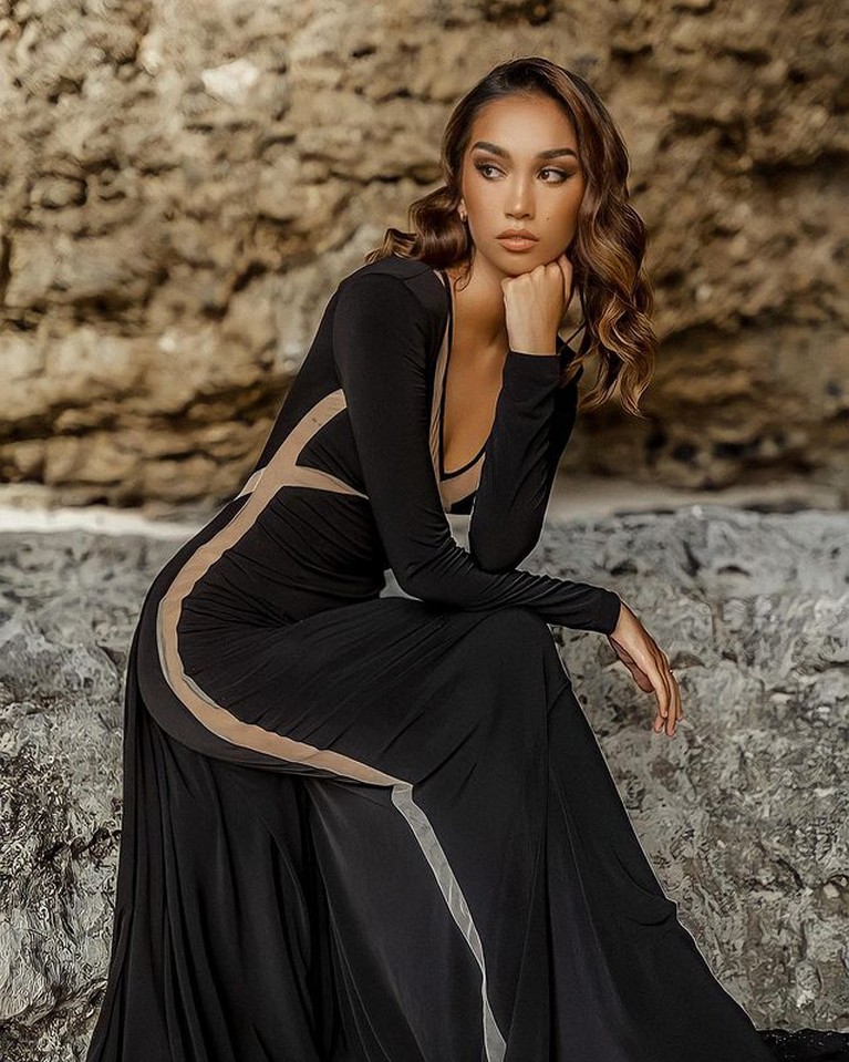 Sophia Rogan akan wakili Indonesia di ajang Miss Grand International 2021 di Phuket, Thailand. Yuk intip pesonanya!