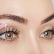BeauPicks: 4 Eyelash Serum untuk Bikin Bulu Mata Lebat dan Panjang, Salah Satunya Pernah Viral