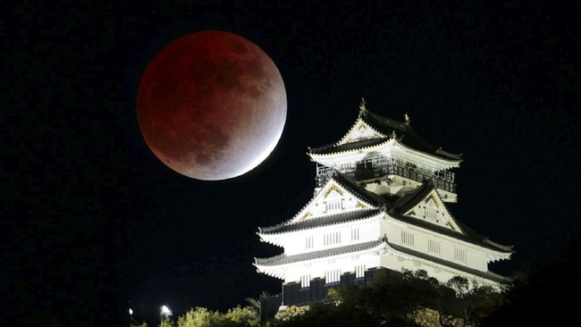 Gerhana bulan sebagian bakal terjadi bersamaan dengan fenomena Bulan purnama super, Harvest Moon. Catat jadwalnya.