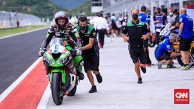 CEO Dorna Pamer Sukses WSBK Mandalika Jelang MotoGP di Indonesia