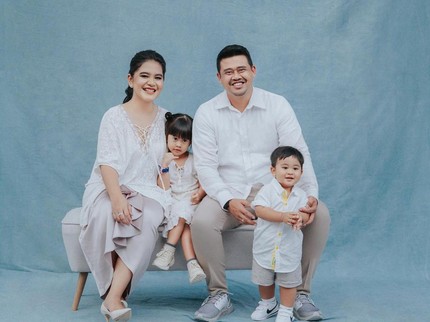 Wow! 7 Potret Terbaru Kahiyang Ayu, Langsing dan Dipuji Makin Cantik