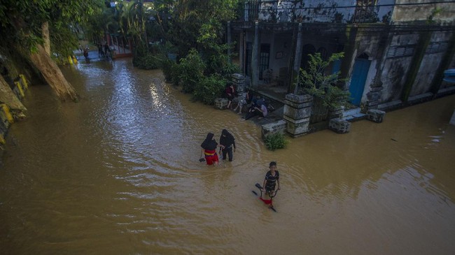 Banjir kembali merendam sejumlah kecamatan di Kabupaten Hulu Sungai Tengah, Kalimantan Selatan.