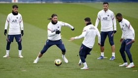 FOTO: PSG Siapkan Messi dan Ramos untuk Lawan Nantes