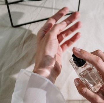 Cari Tahu Kepribadian Seseorang Berdasarkan Wangi Parfum Favoritnya