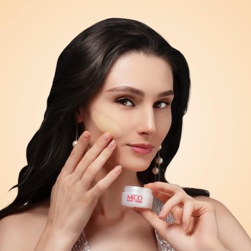 Pernah atau Masih Pakai Skincare Jadul Meco Pearl Cream? Ini 5 Fakta yang Perlu Kamu Ketahui