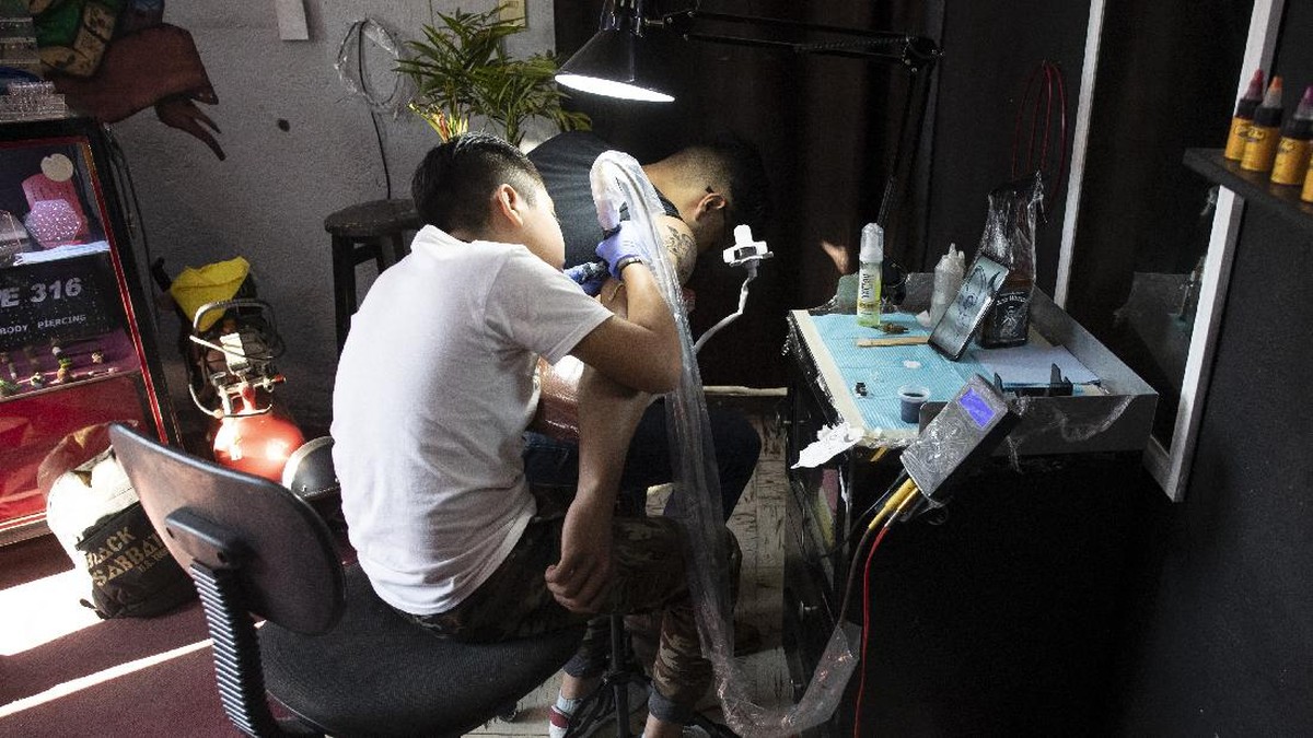 FOTO: Brandon Burgos, Seniman Tato 11 Tahun dari Meksiko