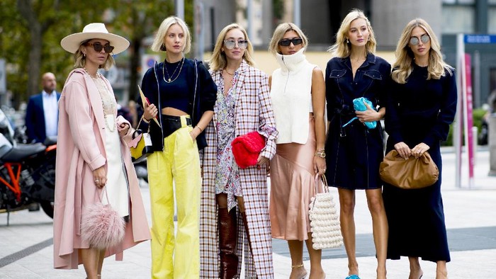 5 Aturan Memadukan Aksesori dengan Berbagai Macam Gaya agar Nggak Kelihatan Aneh dan Berlebihan