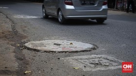 DKI Perbaiki Tutup Drainase di Cilandak, Padahal Baru Dipasang
