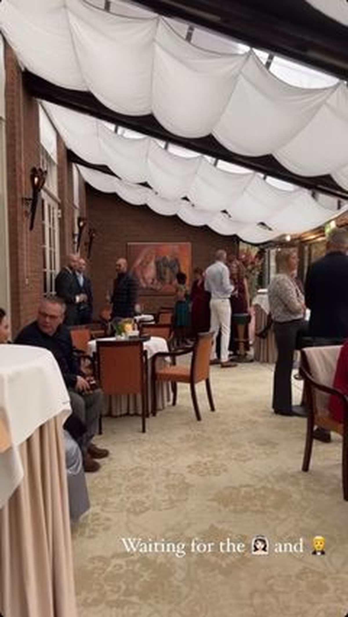 Gracia Indri akhirnya melepas status jandanya menikahi sang kekasih bule di Belanda pada Sabtu &lpar;20&sol;11&rpar;&period; Yuk intip&excl;