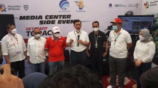 Menko Marves Luhut Binsar Pandjaitan pemulihan ekonomi bakal segera pulih karena penyelenggaraan WSBK 2021 di Sirkuit Mandalika.