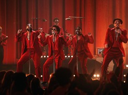 Silk Sonic Bakal Buka Grammy Awards 2022, Saksikan di detikcom