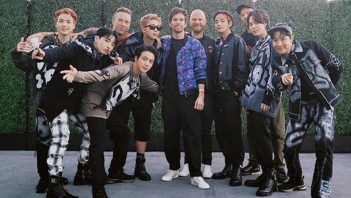 Tonton Lagi Keseruan BTS, Coldplay, dan Deretan Musisi Terkenal Lainnya di AMA 2021 Sore Ini di Sini!