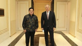 Erick Thohir Diskusikan Peta Jalan Perbaikan BUMN dengan Tony Blair