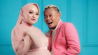 7 Potret Maternity Shoot Nathalie Holscher Bareng Keluarga, Gemas dan Kompak Banget