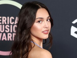 Lirik Lagu vampire - Olivia Rodrigo