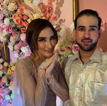 Sebelumnya Dituding Pelakor, Shirin Safira Kini Tunangan dengan Kekasih