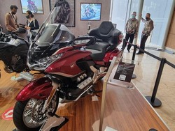 Mimpi Punya Honda Gold Wing? Segini DP dan Cicilannya