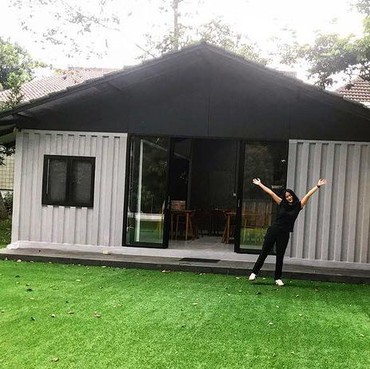 Intip 7 Penampakan Rumah Chef Renatta Terbuat dari Kontainer, Estetik!