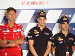 Stoner Diam-diam Senang Saat Rossi Jeblok di Ducati