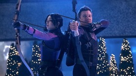 Sinopsis Hawkeye, Duet Jeremy Renner-Hailee Steinfeld Lawan Penjahat