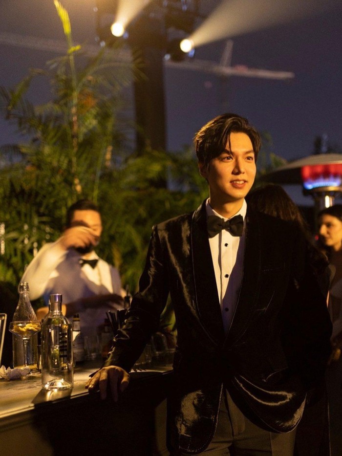 Tak hanya masuk dalam jajaran aktor tertampan, Lee Min Ho juga termasuk dalam aktor Korea dengan followers paling banyak di Instagram, yaitu sekitar 27 juta followers. Dalam voting kali ini pun, ia memperoleh 16,7 ribu vote sebagai aktor tertampan di 2021./ Foto: instagram.com/actorleeminho