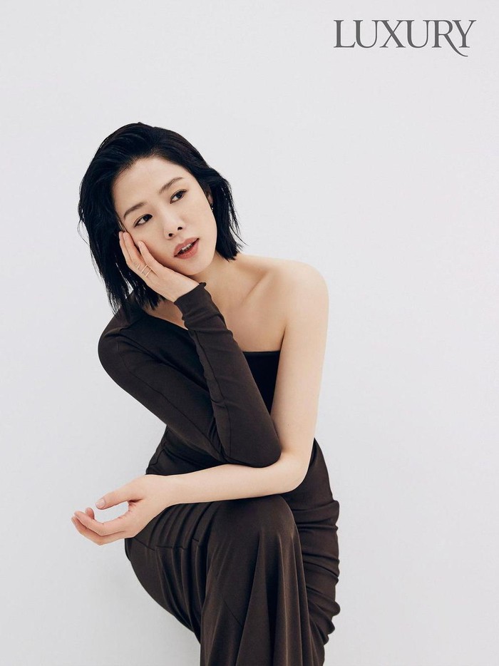 Mantan model remaja ini terkenal dalam drama Twinkle Twinkle (2011), What Happens to My Family (2014) dan I Have a Lover (2015). Ia juga mendapatkan beberapa penghargaan bergengsi./ Foto: instagram.com/ynkentertainment