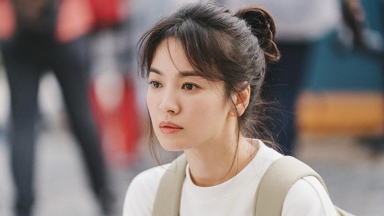 Mantel Song Hye Kyo