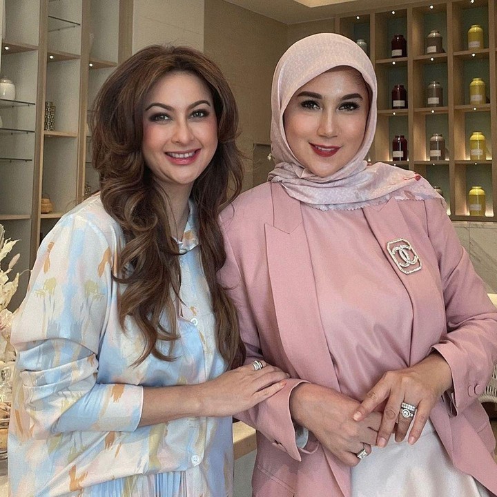 <p>Marini Zurmanis belum lama ini reuni dengan Diana Pungky, sahabatnya dari zaman sinetron era 90 dan 2000an, Bunda. Marini mengenang kembali momen-momen tersebut. (Foto: Instagram @marinizumarnisreal)</p>
