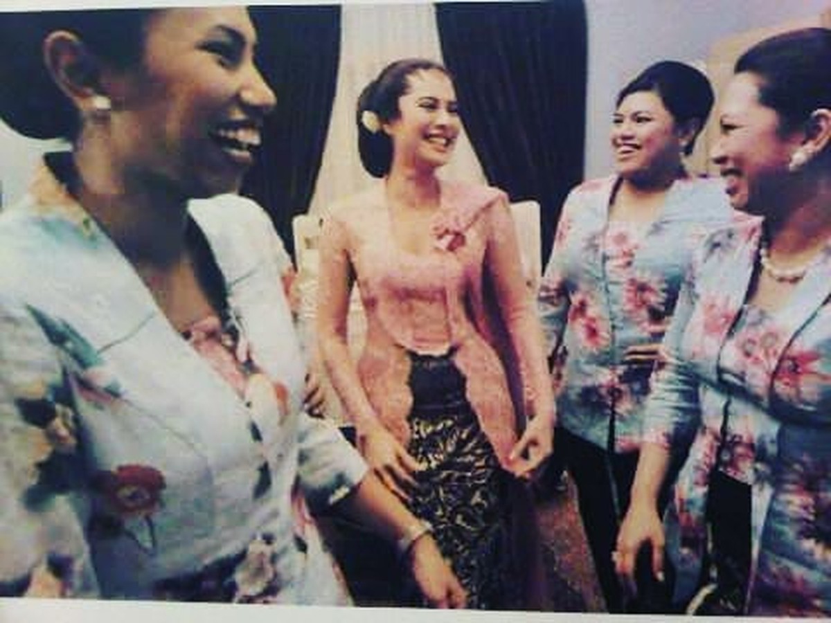 Foto Lawas Dian Sastrowardoyo yang Disorot & Bikin Pangling