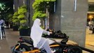7 Potret April Jasmine Pamer Naik Moge ke Mall Tuai Hujatan Baru-baru ini April Jasmine jadi sorotan karena unggahannya naik moge ke mall tuai hujatan. Yuk kita intip!