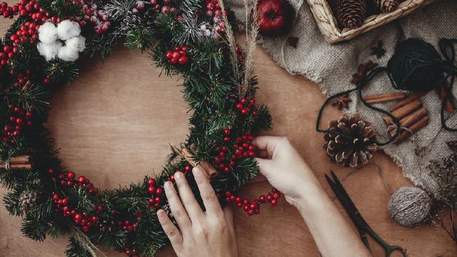 Perayaan Natal bakal semakin semarak dengan kata-kata ucapan Natal terbaik 2024. Beberapa ucapan berikut bisa dikirimkan pada orang-orang terkasih.