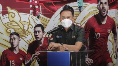 Ketua PSSI Lapang Dada Bertahan di AFF