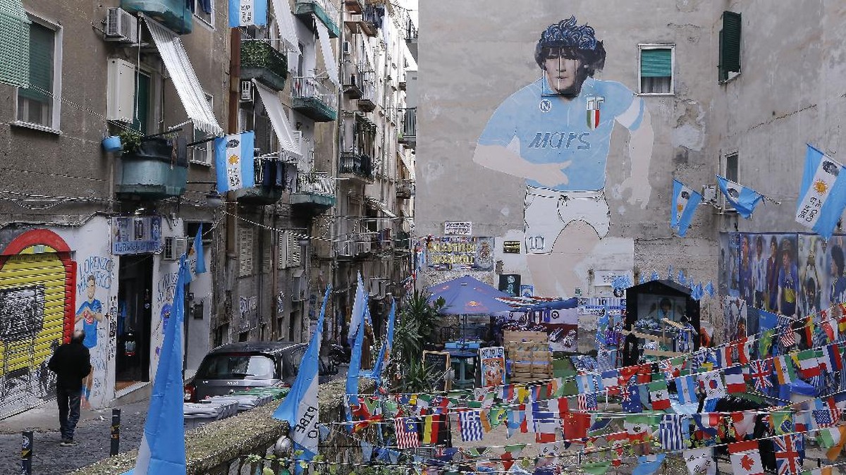 FOTO: 'Kultus' Diego Maradona di Napoli