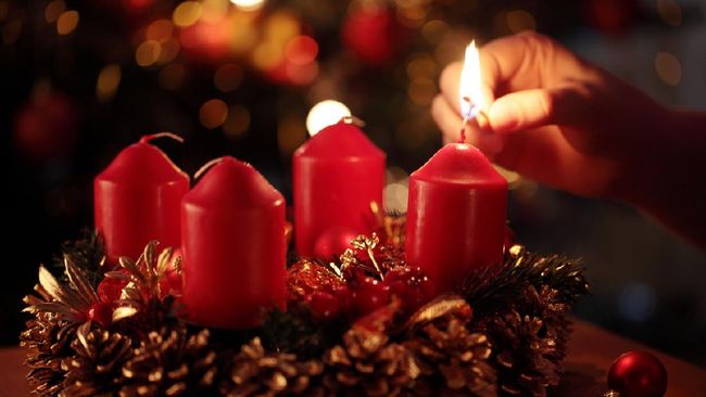 Tanggal 27 November 2022, umat Kristiani akan memasuki masa adven. Adven adalah masa persiapan menjelang Natal.