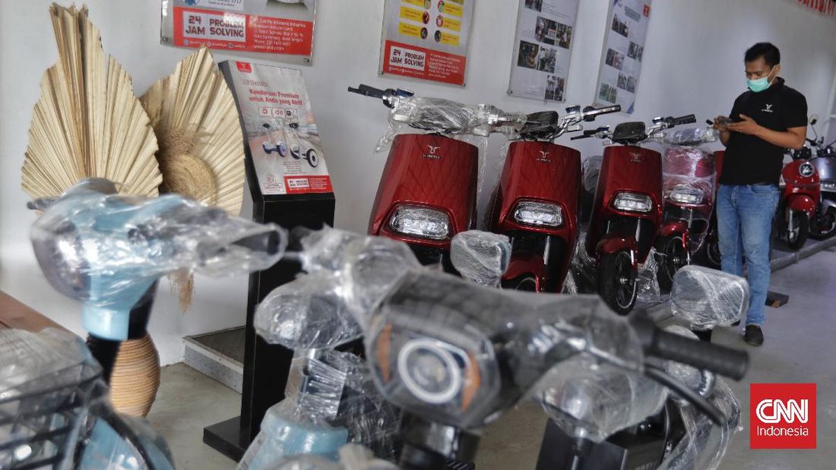 Stok Motor Listrik Menumpuk di Dealer dan Pabrik Efek Tak Ada Insentif